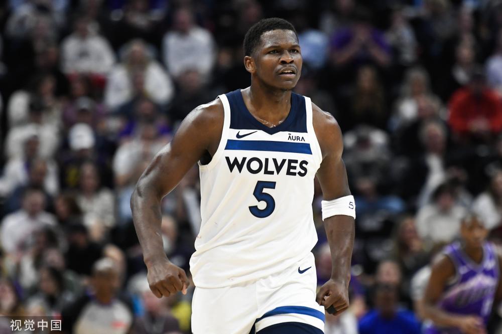 我们期待着 我们期待着